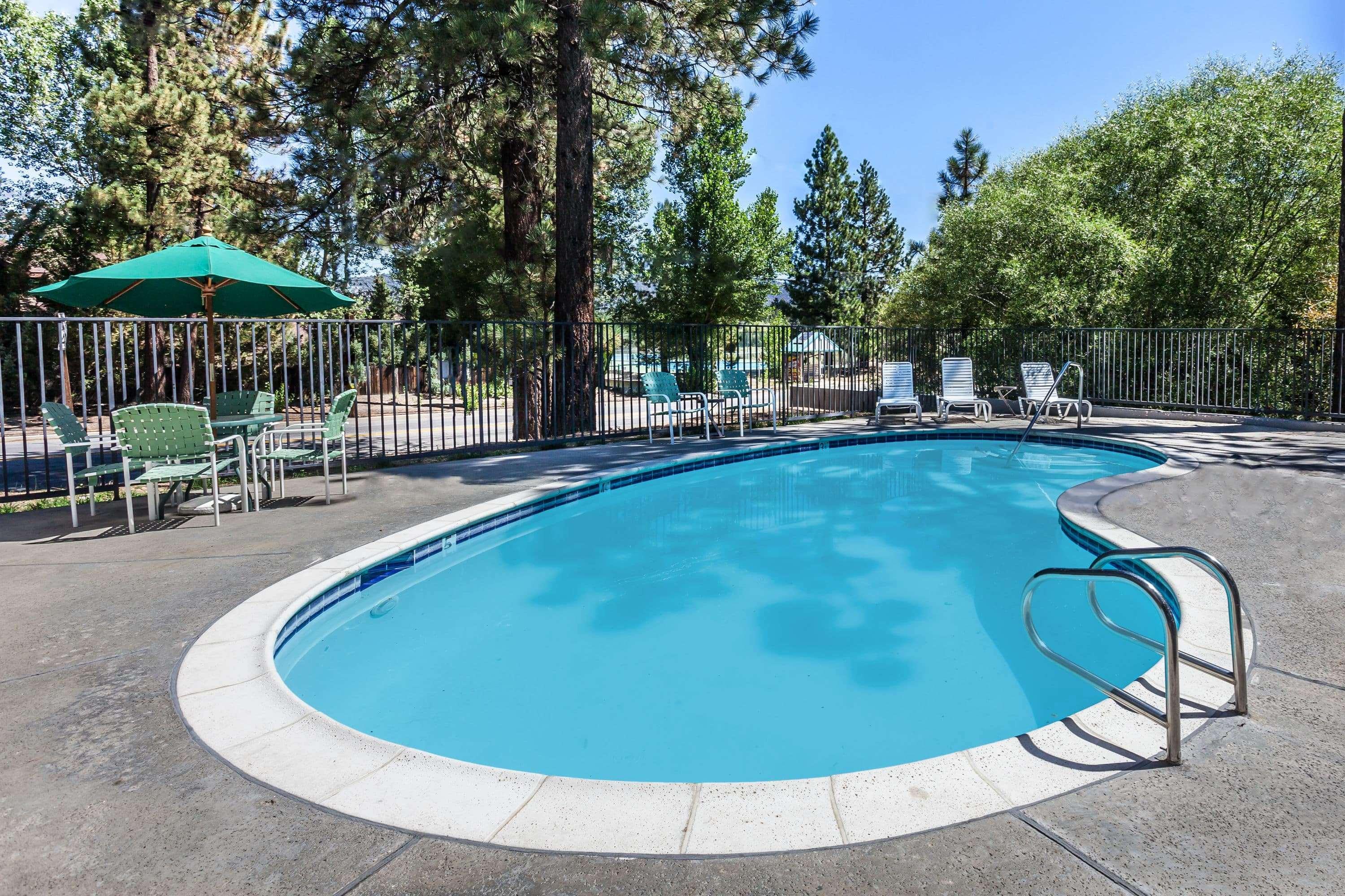 Travelodge By Wyndham Big Bear Lake Ca Esterno foto