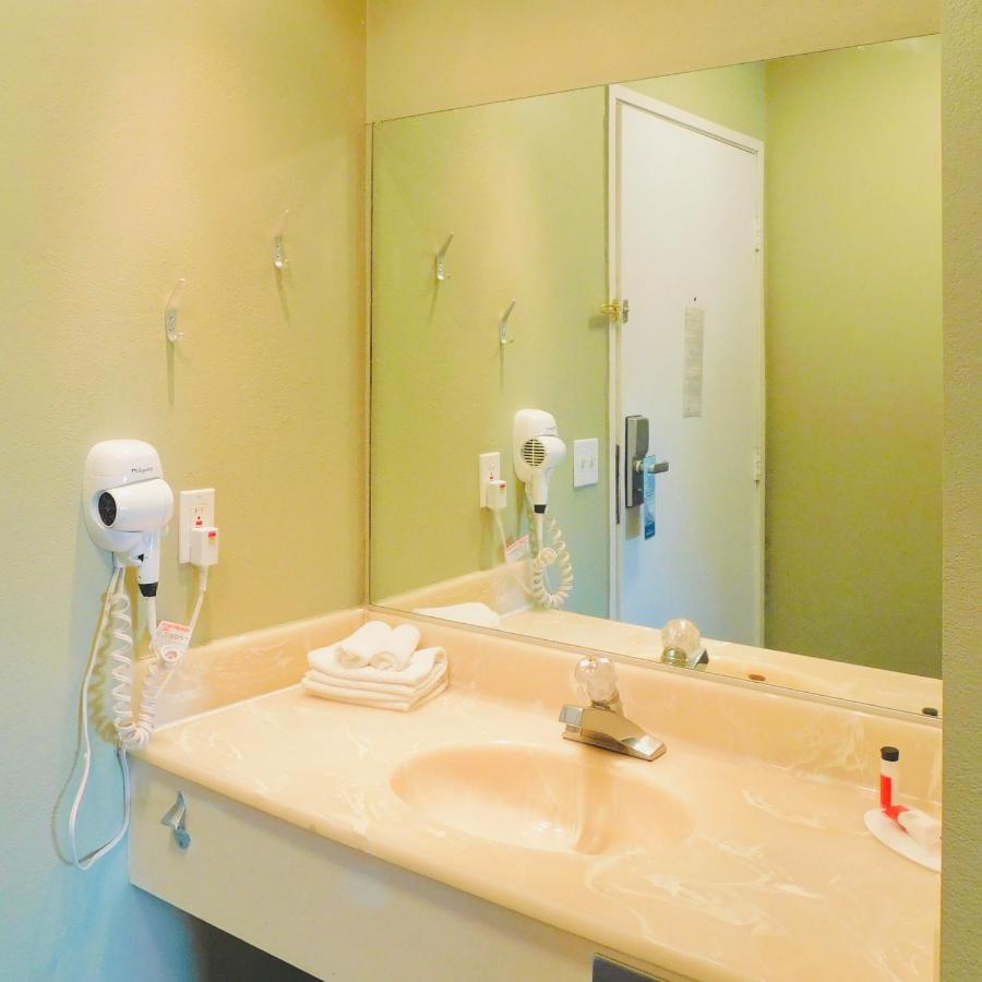 Travelodge By Wyndham Big Bear Lake Ca Esterno foto